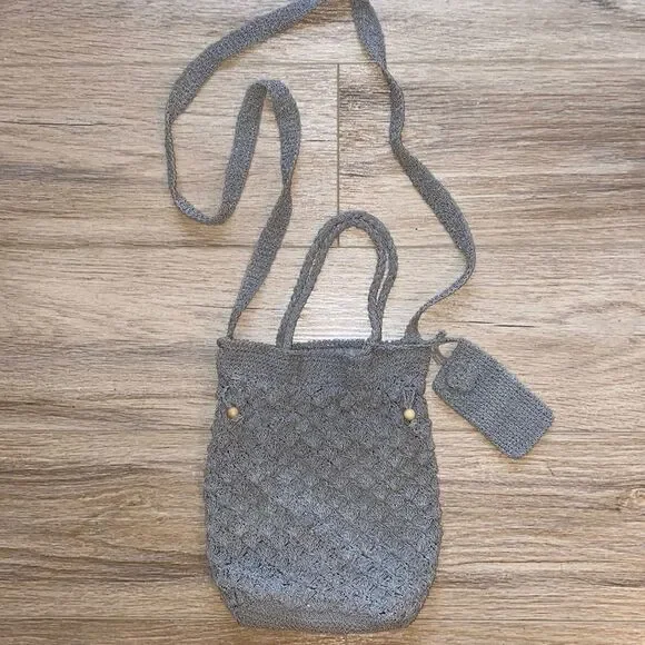 Stylish Gray Crochet Knit Crossbody Bag Purse - Picture 1 of 5